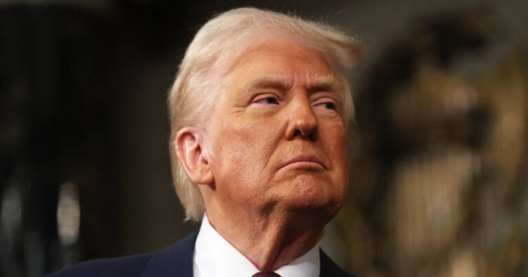 Трамп розглядає докорінну зміну політики щодо НАТО 25 Трамп розглядає докорінну зміну політики щодо НАТО 25