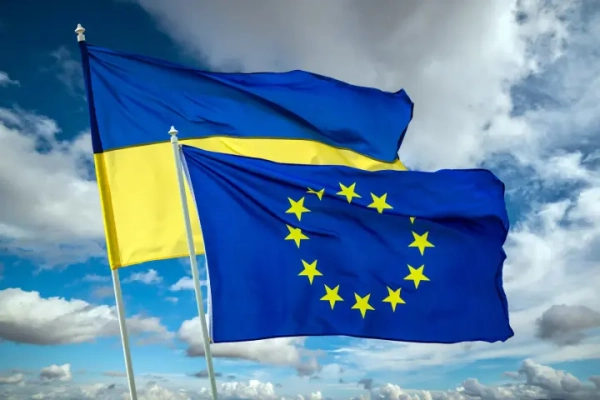 Україна може отримати перший платіж у 90 мільярдів євро від ЄС вже на початку наступного тижня, – Кос.