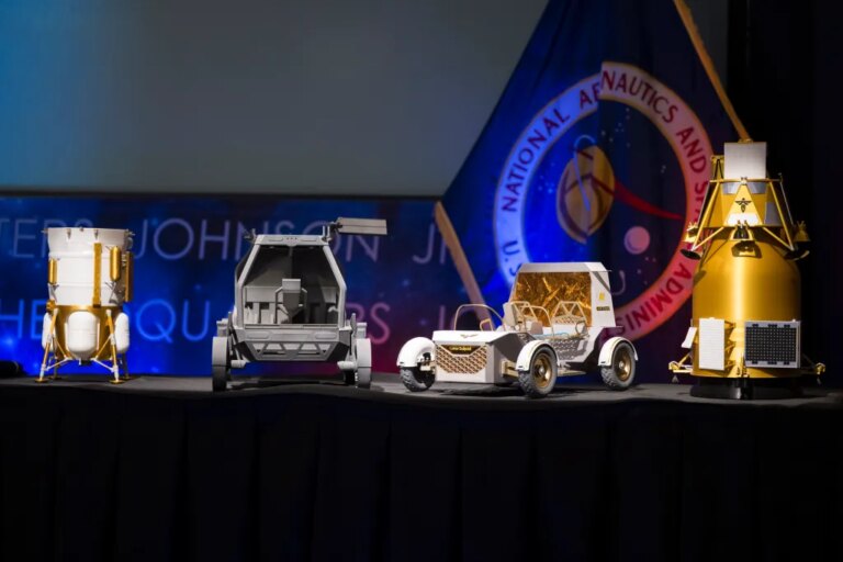 NASA надає оновлену інформацію про марсоходи, посадочні модулі та місії на Місяць 13 NASA надає оновлену інформацію про марсоходи, посадочні модулі та місії на Місяць 13
