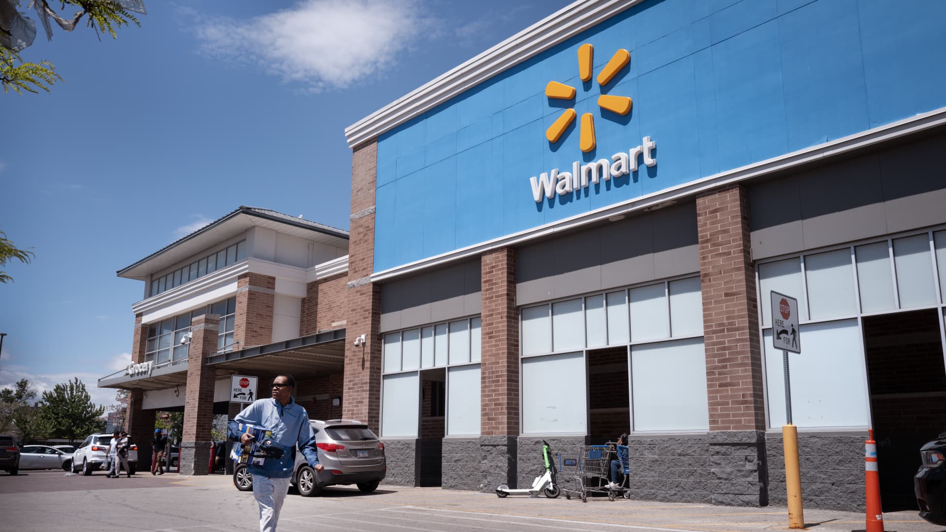 Walmart (WMT): Прибуток за Q1 2027 – Ключові показники для інвесторів 3 Walmart (WMT): Прибуток за Q1 2027 – Ключові показники для інвесторів 3