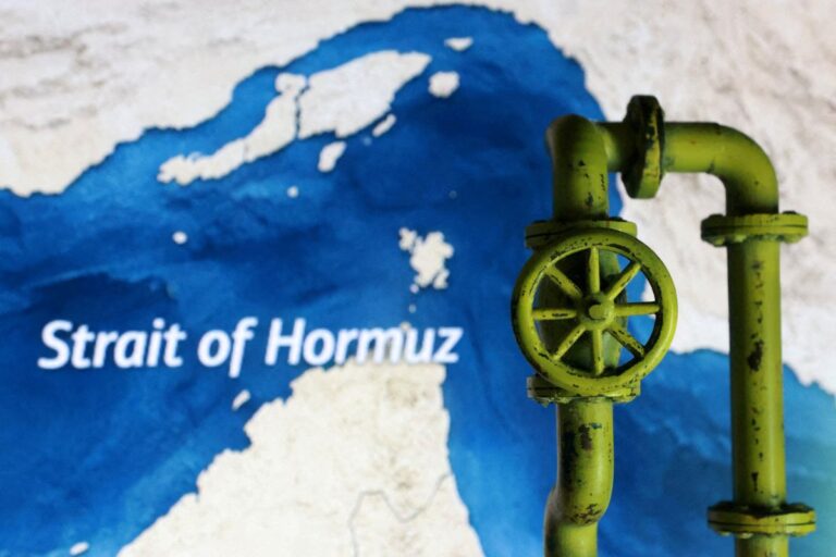 Suez Canal: More than oil, it's global data streams 20 Suez Canal: More than oil, it's global data streams 20