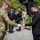Президент відзначив піхотинців та оголосив про свіжі угоди для них. 18