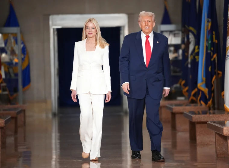 Федеральний суддя назвав наказ Трампа щодо відомої юридичної фірми "шокуючим зловживанням владою" 4