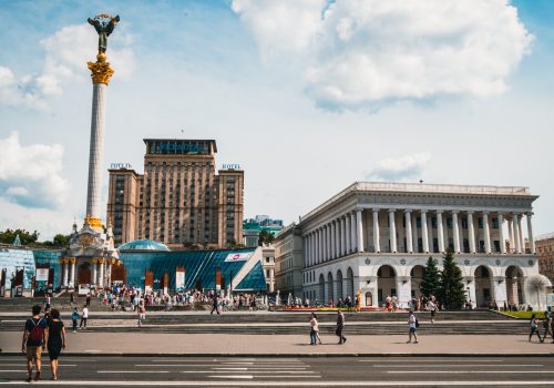 Київ приймає лідера білоруської опозиції на тлі наближення Білорусі до війни за волі Москви
Київ - хаб для білоруської опозиції 13 Київ приймає лідера білоруської опозиції на тлі наближення Білорусі до війни за волі Москви
Київ - хаб для білоруської опозиції 13