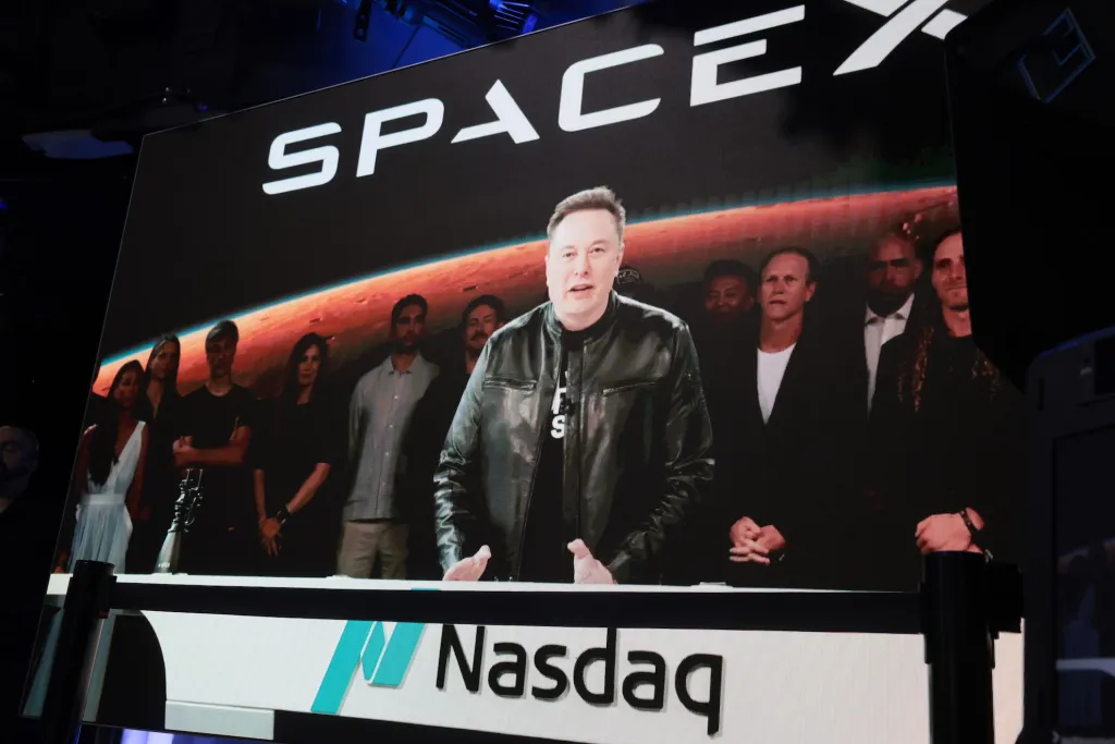SpaceX обганяє Tesla: Як компанія Маска домінує у космосі 6 SpaceX обганяє Tesla: Як компанія Маска домінує у космосі 6