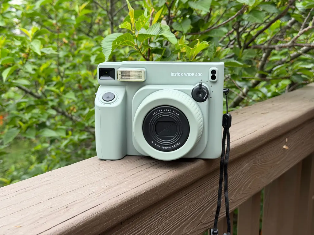 Instax Wide 400: Нова ера миттєвих фото – ширше, ніж будь-коли! 5 Instax Wide 400: Нова ера миттєвих фото – ширше, ніж будь-коли! 5