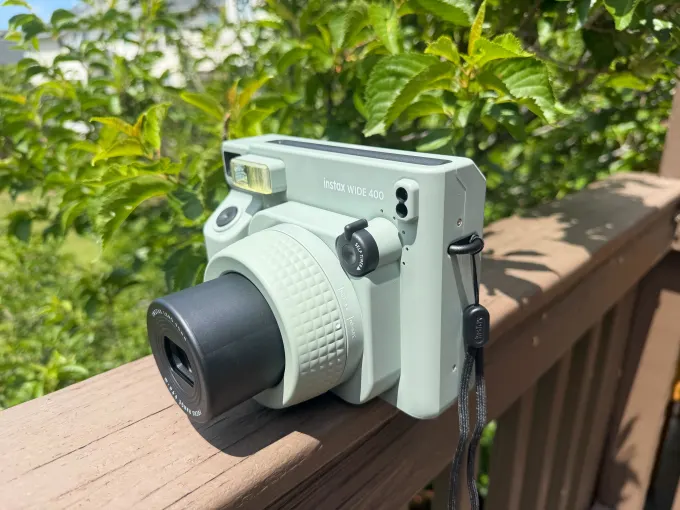 Instax Wide 400: Нова ера миттєвих фото – ширше, ніж будь-коли! 7 Instax Wide 400: Нова ера миттєвих фото – ширше, ніж будь-коли! 7