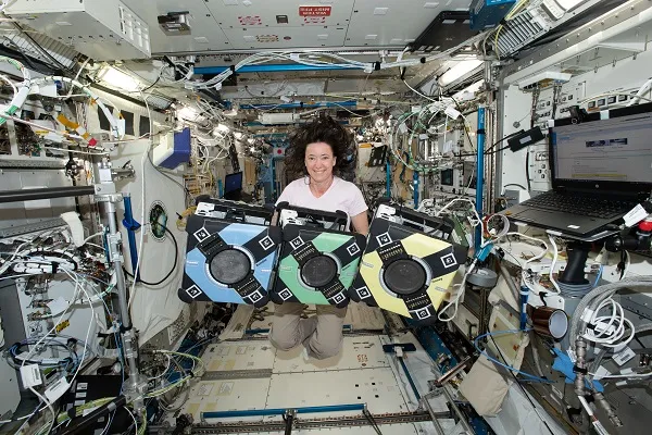 Літнє космічне занурення: різноманітні STEM-активності від NASA 3