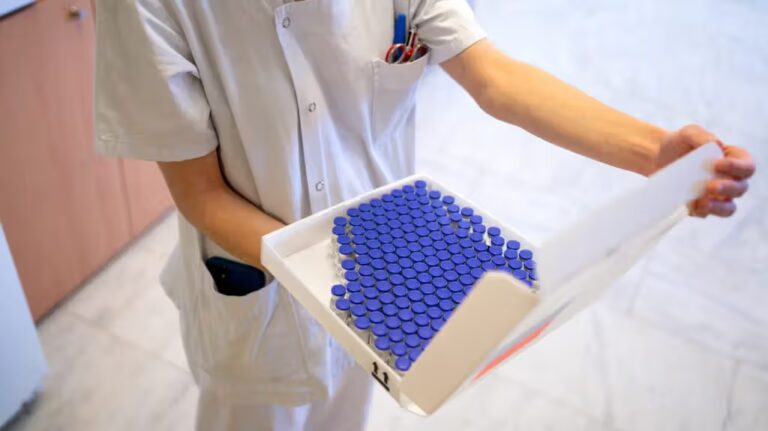 Штучний інтелект створив першу у світі вакцину: чи виправдає вона очікування? 4