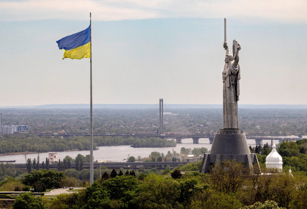 Європа не може дозволити Україні залишатися геополітичною сірою зоною Європа не залишить Україну поза грою 8