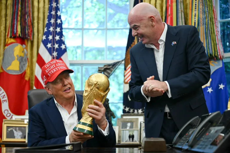 Трамп буде на фіналі ЧС-2022, вручить кубок: Інфантіно 3 Трамп буде на фіналі ЧС-2022, вручить кубок: Інфантіно 3