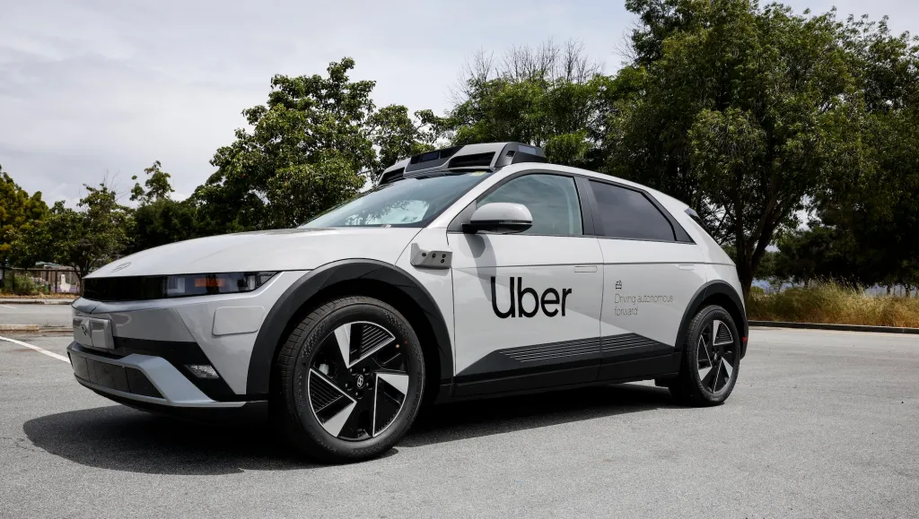 Uber виведе на дороги 500 авто-сканерів даних цього року 2