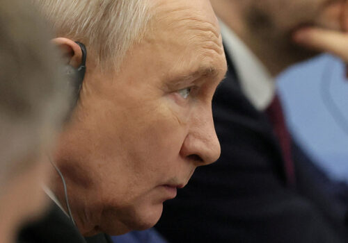 Путін обіцяв демілітаризувати Україну. Натомість він створив потужну військову державу. Створено нову військову супердержаву 12