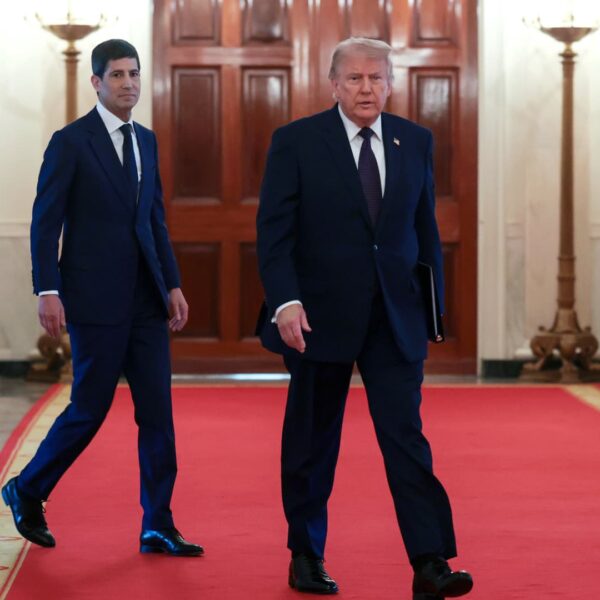 Головна 32 Трамп дає Воршу повноваження для реформування ФРС
