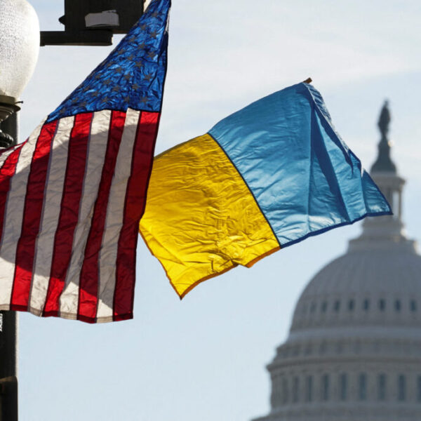 Головна 27 Закон про підтримку України: сигнал без зброї