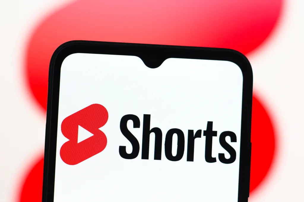 YouTube Shorts: швидкість за секунди, нова опція подвоєння темпу відтворення YouTube Shorts: прискорюємося вдвічі – нове оновлення для максимальної динаміки 2