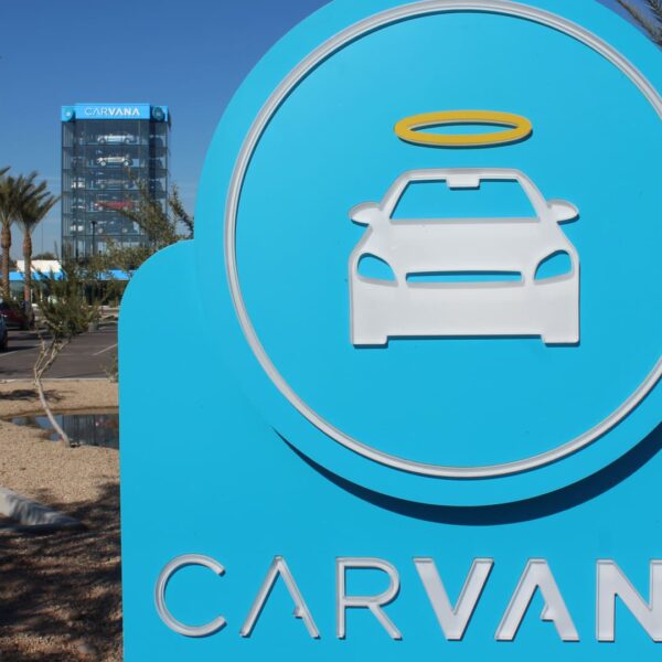 Головна 40 Як розширення Carvana на нові авто може змінити…
