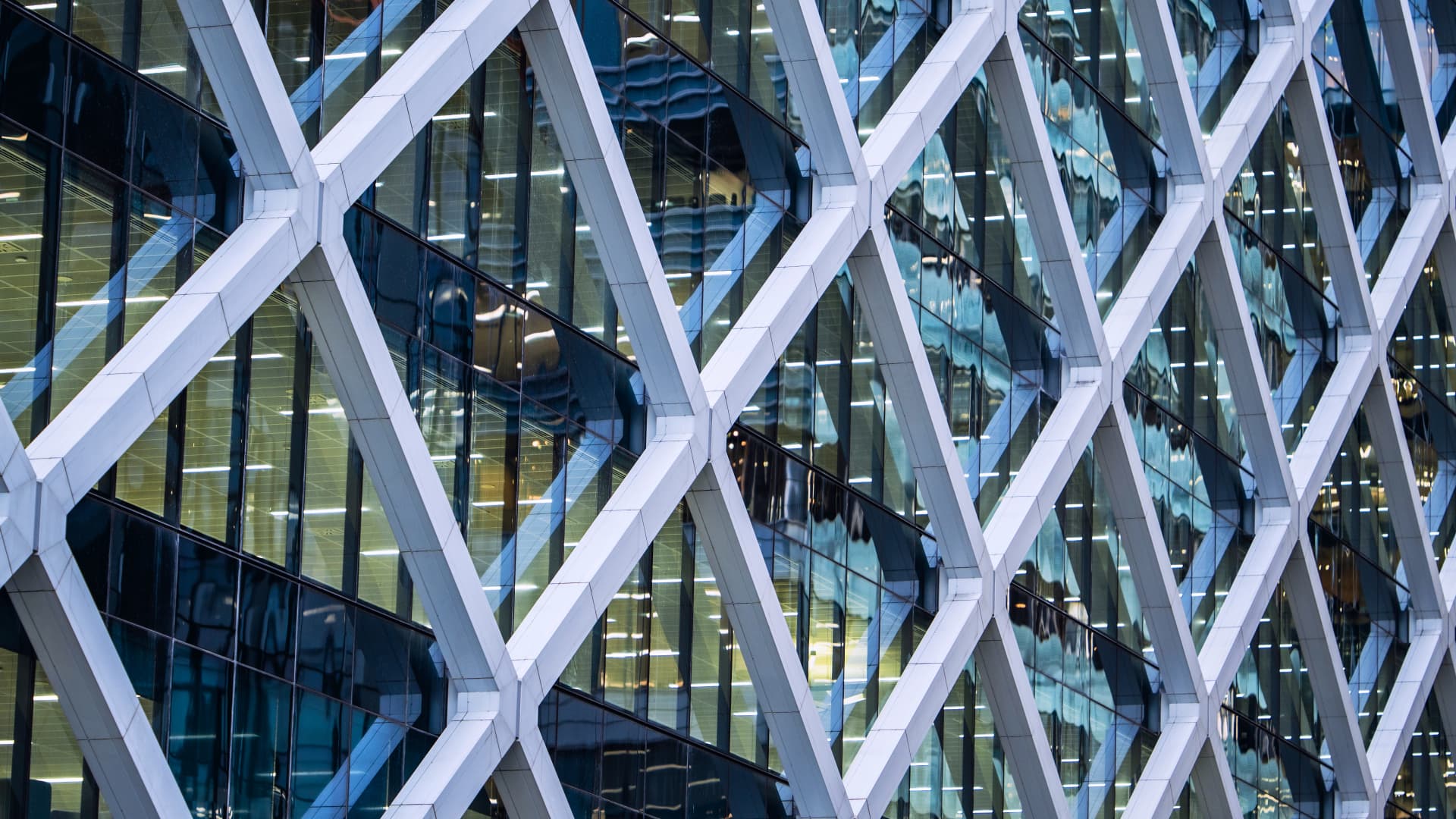 JLL: У квітні спостерігається рекордна конкуренція за кредити на ринку комерційної нерухомості 3 JLL: У квітні спостерігається рекордна конкуренція за кредити на ринку комерційної нерухомості 3