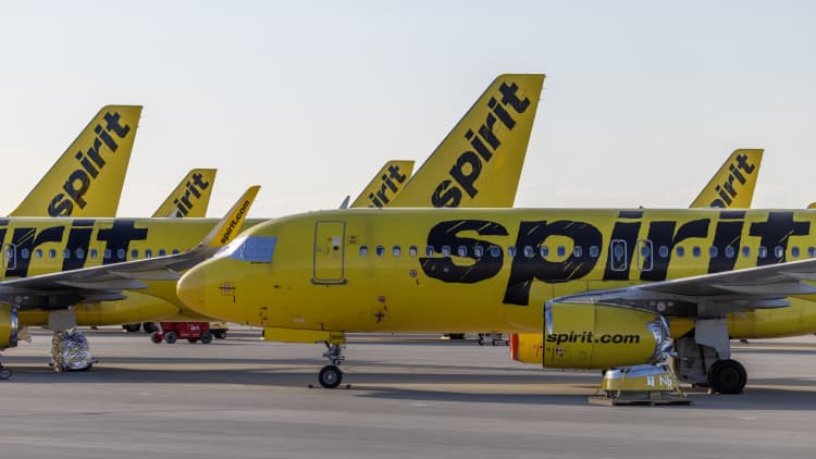 JetBlue скорочує свою присутність у Ньюарку та Ла-Гуардії, розширюючи діяльність у Флориді 4