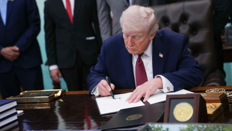 Чому Трамп підтримує психоделіки для психічного здоров'я 22 Чому Трамп підтримує психоделіки для психічного здоров'я 22