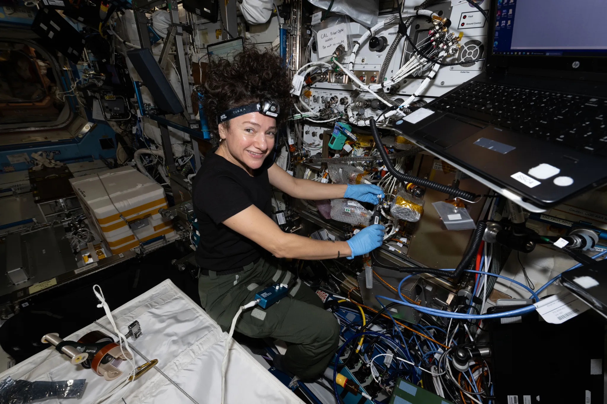 Оновлення системи охолодження квантової лабораторії NASA на борту космічної станції 2 Оновлення системи охолодження квантової лабораторії NASA на борту космічної станції 2