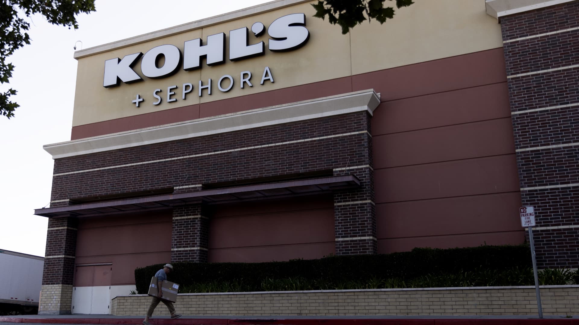 Як Kohl's втратила шлях — і намагається повернути свою актуальність 2 Як Kohl's втратила шлях — і намагається повернути свою актуальність 2